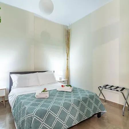 Apartment Cosy Flat With Private Garden *
